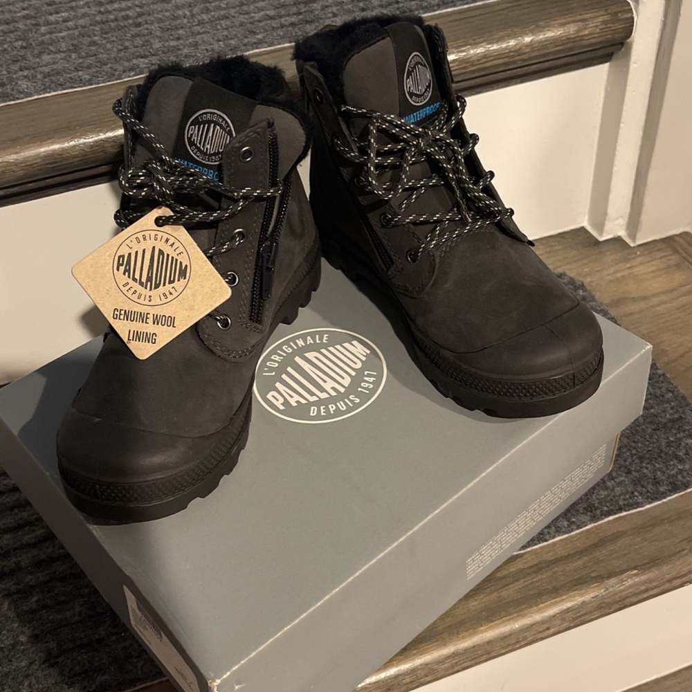 PALLADIUM Boot Boy SIZE 12